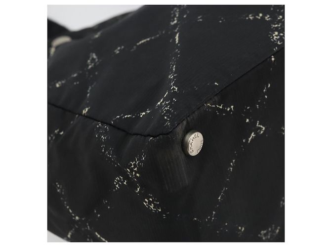 CHANEL Nuova Borsa da Viaggio in Nylon Nera CC Auth 175651A Nero - vista 14
