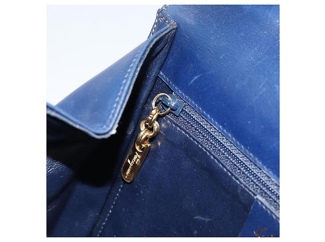 Borsa a Spalla Gancini in Pelle Salvatore Ferragamo Blu Navy Oro Auth YKZ1104 - vista 21