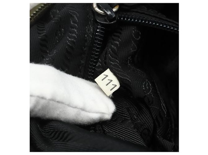Bolsa de ombro esportiva PRADA em nylon caqui prata autêntica ti3845 - vista 12