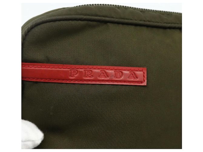 Bolsa de ombro esportiva PRADA em nylon caqui prata autêntica ti3845 - vista 17