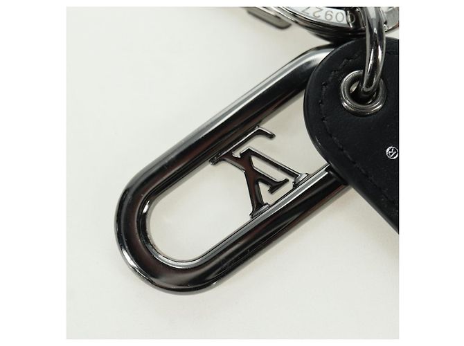 LOUIS VUITTON Monogram Portachiavi Charm Firma LV Nero M00927 Auth YKZ1420M Monogramma - vista 6