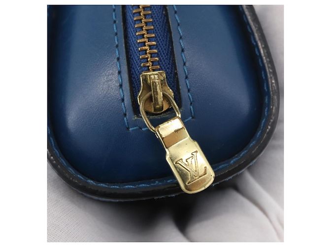 LOUIS VUITTON Pochette Dauphine PM Epi Blu M48445 LV Auth ti3870 - vista 8