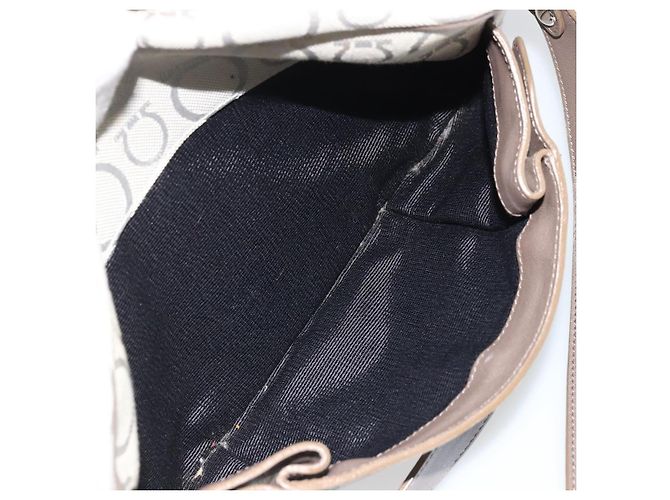 Borsa a Spalla Gancini in Nylon Grigio Argento Salvatore Ferragamo Auth 174380 Marrone - vista 22
