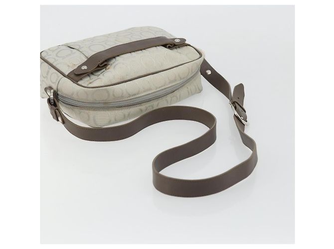 Borsa a Spalla Gancini in Nylon Grigio Argento Salvatore Ferragamo Auth 174380 Marrone - vista 7