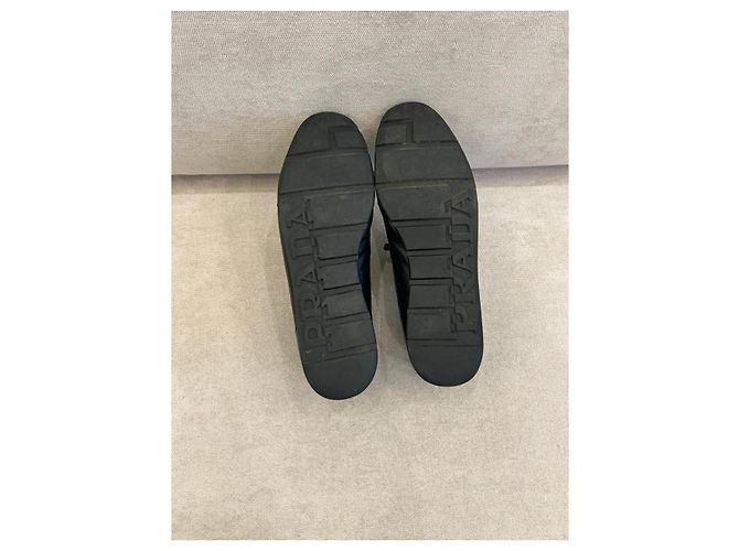 Sneakers basse Prada in pelle nera morbida Nero - vista 8