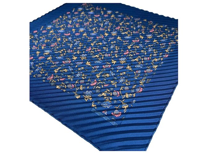Foulard in seta Hermès in blu - vista 2