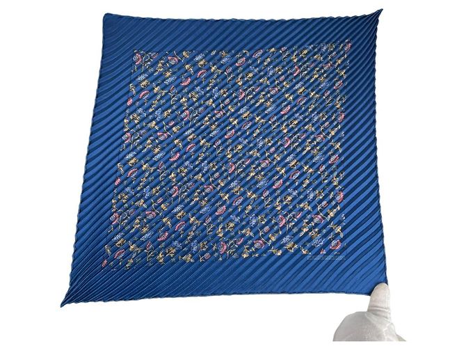 Foulard in seta Hermès in blu - vista 3