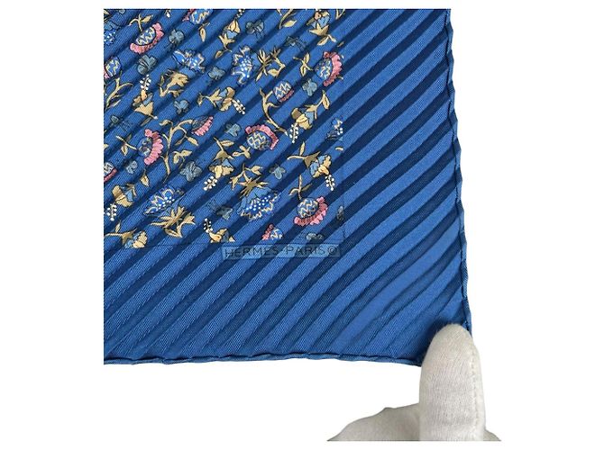 Foulard in seta Hermès in blu - vista 5