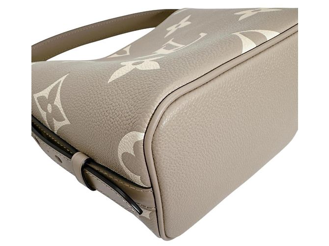 Louis Vuitton Monogram Empreinte All-in BB Tote Bag Beige - Ansicht 9