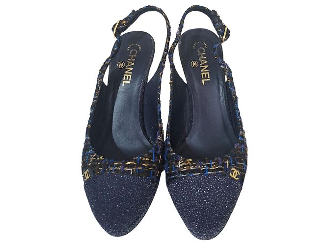 Décolleté Slingback Chanel in Glitter e Tweed Blu Navy 40 Multicolore - vista 2