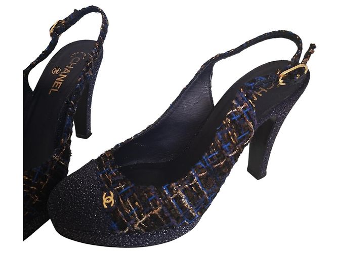 Décolleté Slingback Chanel in Glitter e Tweed Blu Navy 40 Multicolore - vista 3