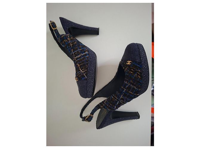 Décolleté Slingback Chanel in Glitter e Tweed Blu Navy 40 Multicolore - vista 5