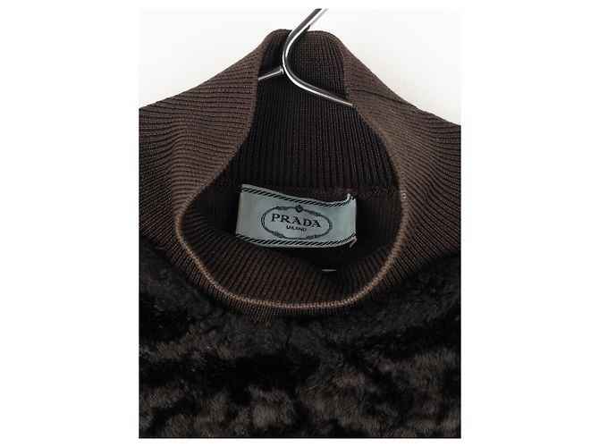 Prada AW98 Rollkragenpullover aus Astrakanfell Braun - Ansicht 5