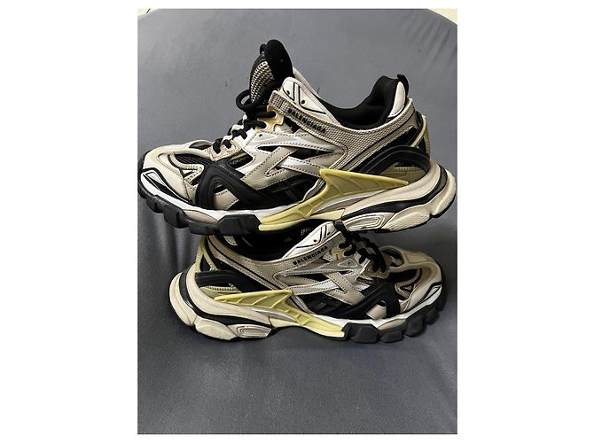 Sneakers Balenciaga Track.2 Nero Bianco D'oro - vista 4