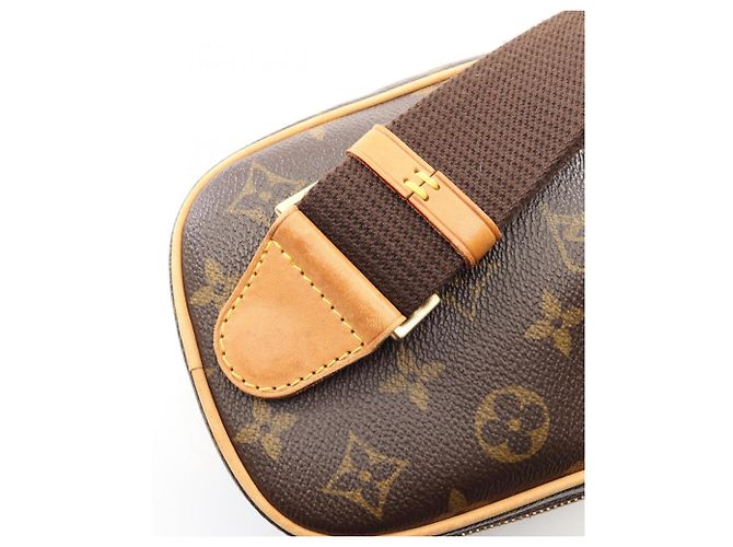Borsa a vita Pochette Gange Louis Vuitton Marrone Monogramma - vista 8