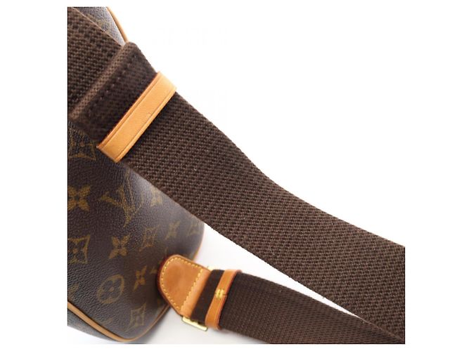 Borsa a vita Pochette Gange Louis Vuitton Marrone Monogramma - vista 9