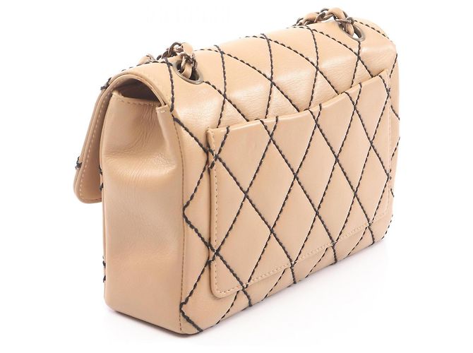 Borsa a spalla in pelle beige Wild Stitch di Chanel - vista 2