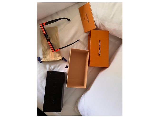 Occhiali da sole Millionaire Louis Vuitton Nero Arancione - vista 3