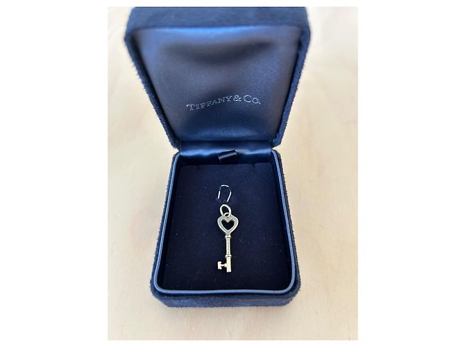 Collana con pendente a forma di chiave Tiffany & Co in oro giallo D'oro - vista 2