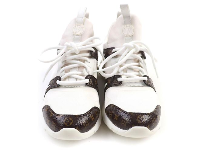 Sneakers in pelle Monogram Louis Vuitton Marrone Bianco - vista 3