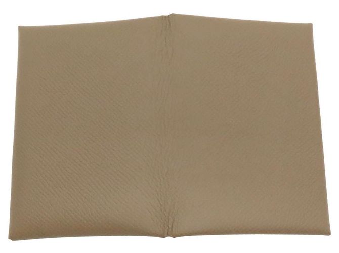 Tarjetero Calvi Duo en Epsom de Hermès Beige - vista 5