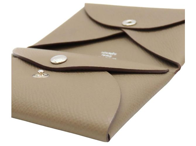 Tarjetero Calvi Duo en Epsom de Hermès Beige - vista 7