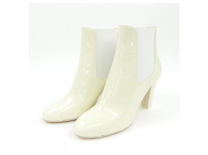 Timeless Botas de piel de becerro charol Chanel Blanco - vista 3