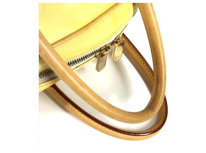 Borsa a spalla Summit Drive in Monogram Vernis di Louis Vuitton Bianco - vista 12
