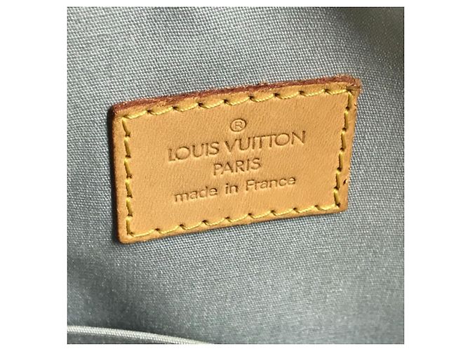 Borsa a spalla Summit Drive in Monogram Vernis di Louis Vuitton Bianco - vista 15