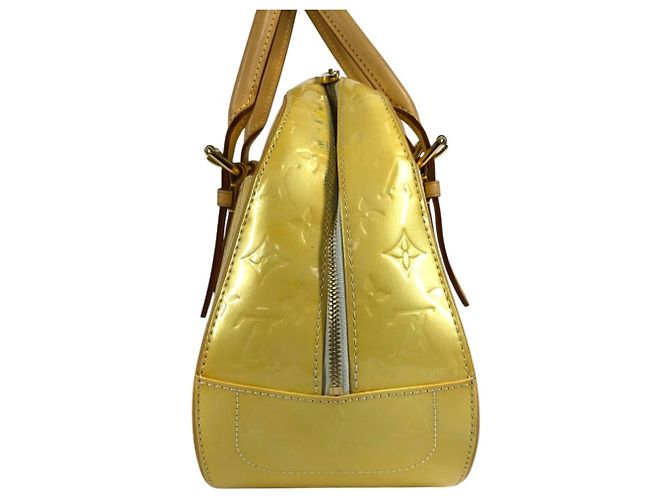 Borsa a spalla Summit Drive in Monogram Vernis di Louis Vuitton Bianco - vista 3