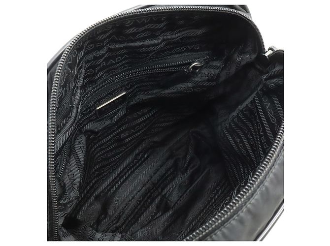 Borsa a Spalla Prada in Nylon e Pelle Nero - vista 8