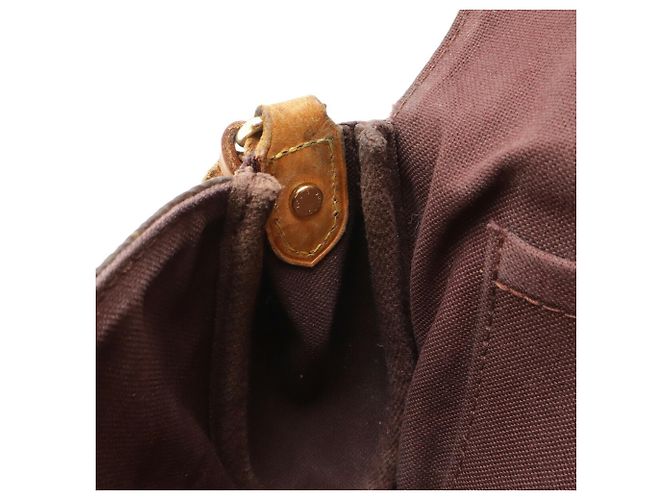 Louis Vuitton Monogram Favorite PM Marrone - vista 9