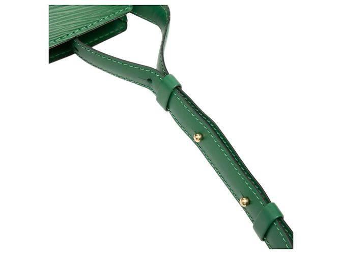Louis Vuitton Cluny Verde Epi - vista 7