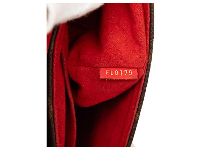 Louis Vuitton Locky BB Monogram Marrone - vista 6