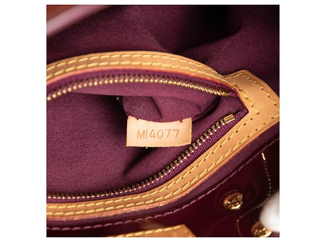 Louis Vuitton Purple Monogram Vernis Reade PM Porpora - vista 6