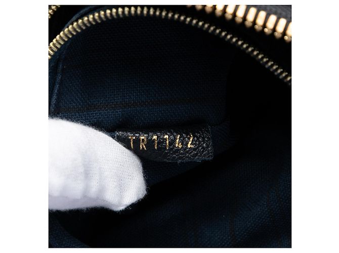 Louis Vuitton Monogram Empreinte Lumineuse PM Blu Blu navy - vista 6