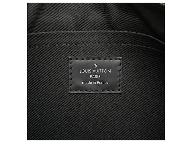 Pochette GM Discovery Monogram Eclipse Nero Louis Vuitton - vista 5