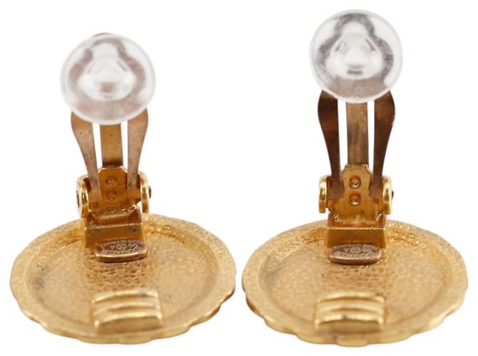 Orecchini a clip a forma di fiore placcati in oro CC dorato di Chanel D'oro - vista 3