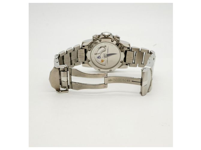 Herrenarmbanduhr Corum Admiral's Cup 985.630.20 - Ansicht 4