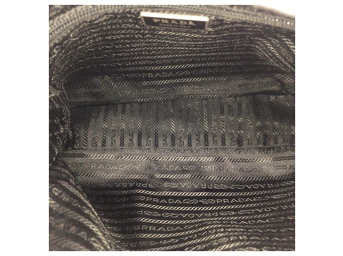 Bolsa de ombro Prada em nylon tessuto com logo triangular Preto - vista 9