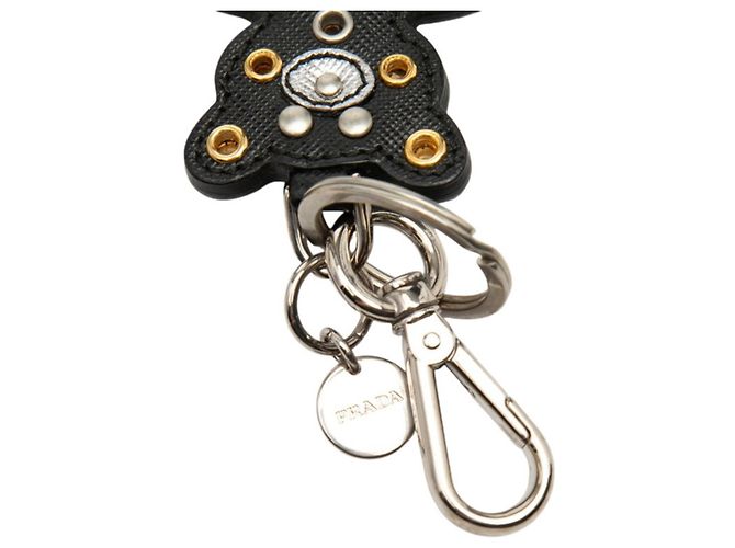 Saffiano Chaveiro Prada Bear com tachas Preto Multicor - vista 3
