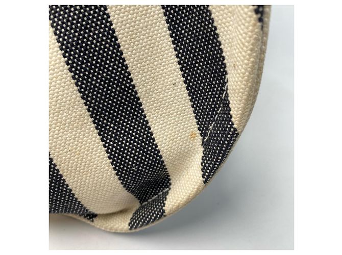Borsa tote in tela Cannes PM di Hermès con pochette Nero Bianco - vista 13