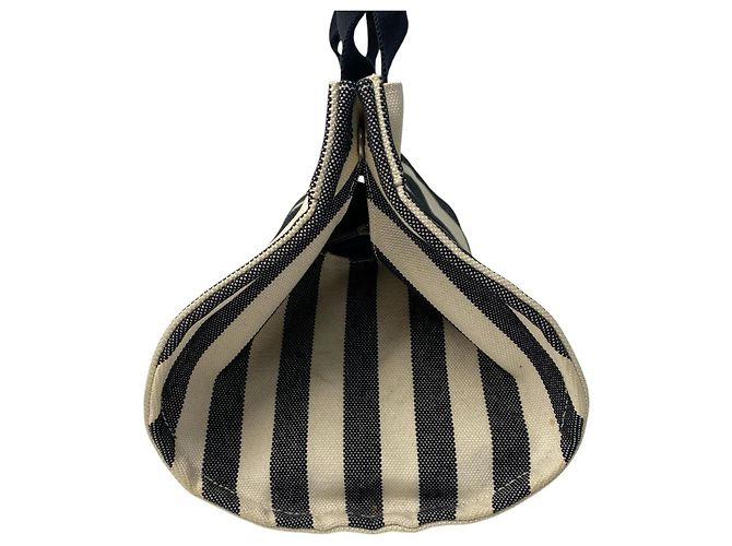 Borsa tote in tela Cannes PM di Hermès con pochette Nero Bianco - vista 4