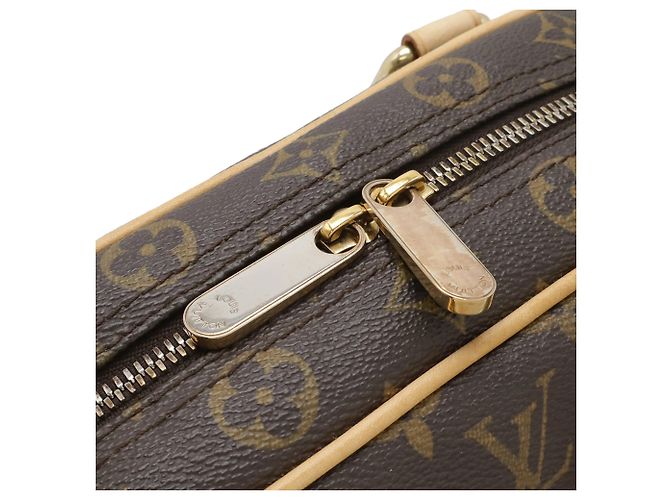 Borsa Louis Vuitton Monogram Manhattan PM Marrone - vista 5