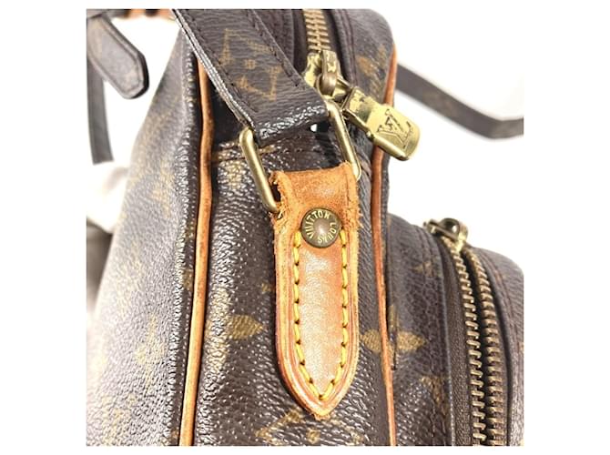 Borsa Amazon Monogram Louis Vuitton Marrone - vista 15
