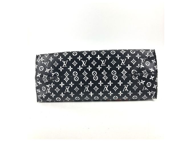Borsa Tote Alma Souple Louis Vuitton Nero - vista 6
