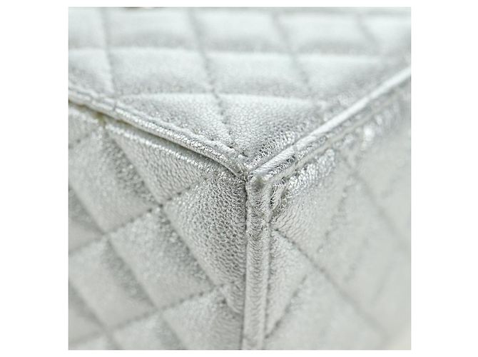 CHANEL Pochette a Spalla Matelassé in Pelle di Agnello Argento Oro CC Auth YKZ1332SAM D'oro - vista 15