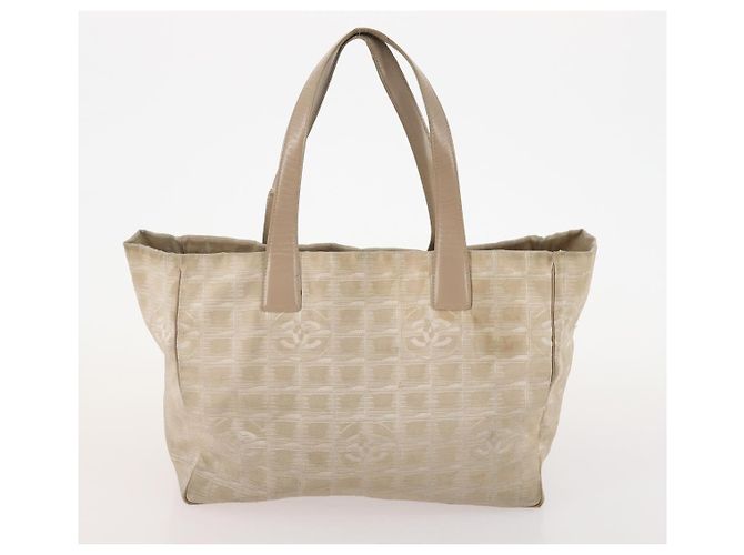 CHANEL Nuova linea da viaggio Borsa Tote in Nylon 5 Set Beige Nero CC Auth 174969 - vista 13