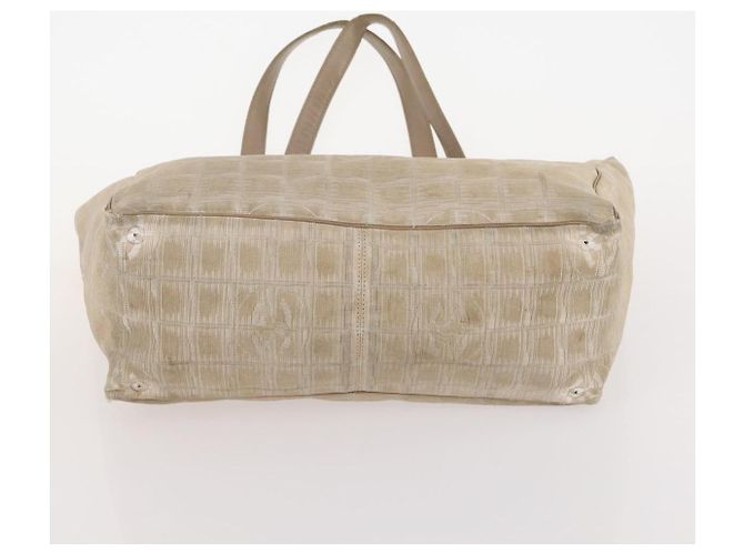 CHANEL Nuova linea da viaggio Borsa Tote in Nylon 5 Set Beige Nero CC Auth 174969 - vista 16