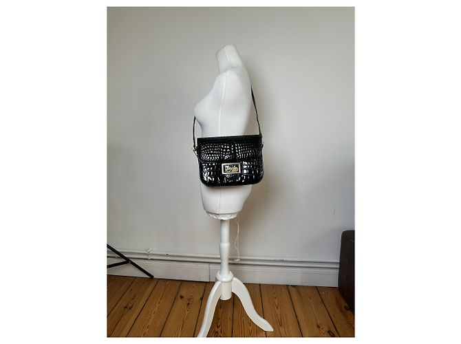 Céline Vintage Celine Schultertasche aus Leder mit Krokodilprägung schwarz - Ansicht 14